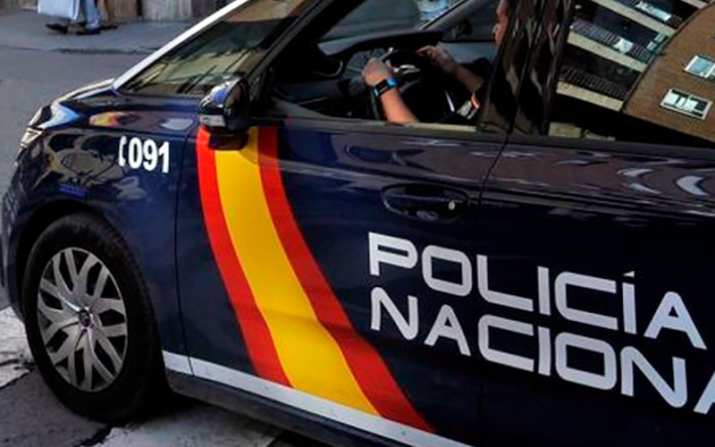 Un menor de 14 años es detenido tras una persecución policial por conducir un coche sin permiso ni seguro